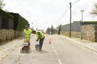Comienzan las obras para la renovación integral del alumbrado en la urbanización Olivar de Mirabal