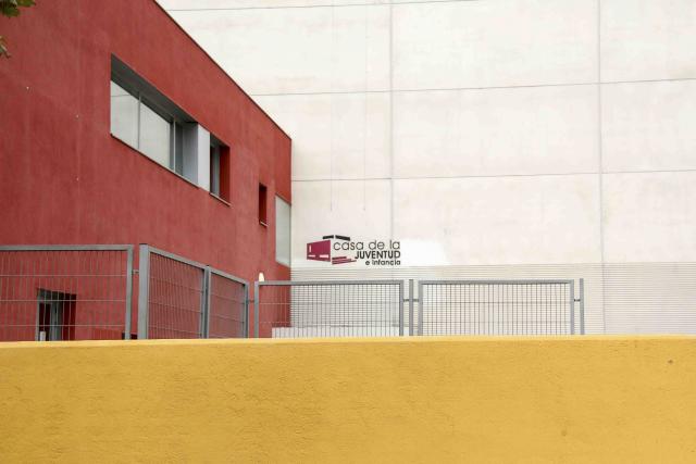 La Casa de la Juventud ofrece ocio familiar, música y cusos de programación y robótica