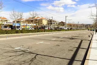 El Ayuntamiento suprime la zona azul en un tramo de la avenida Siglo XXI