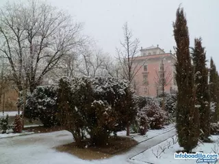 Intensa nevada en Boadilla