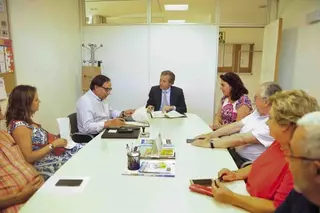 El Ayuntamiento subvenciona con 210.000 euros las actividades y el transporte de los mayores