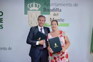 El Ayuntamiento de Boadilla renueva el convenio con la Asociación Víctimas del Terrorismo