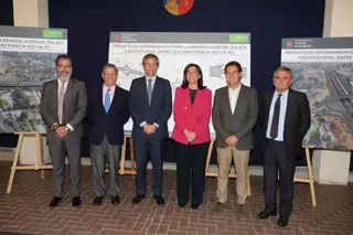 Los alcaldes del noroeste se reúnen en el inicio del soterramiento de la glorieta de la M-503