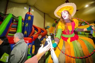 La carpa de Navidad estará abierta hasta el 7 de enero con castillos hinchables, talleres y juegos