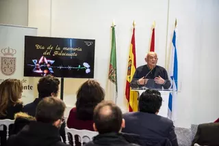 Boadilla recuerda un año más el Holocausto junto a la Comunidad Judía de Madrid