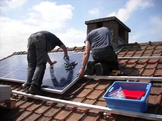 El PSOE de Boadilla pide subvenciones para la instalación de placas solares