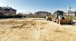 Obras de mejora en el parque de Jaime Ferrán, ubicado en Viñas Viejas