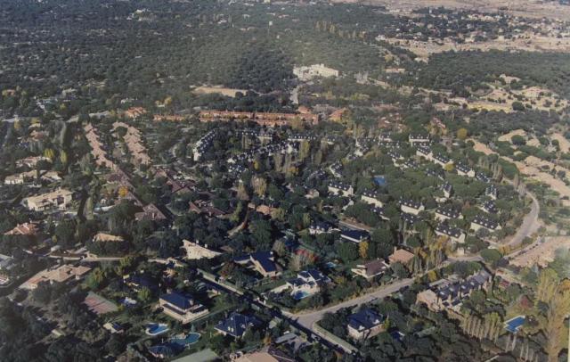 El Ayuntamiento acomete la renovación integral del alumbrado de Montepríncipe en el término municipal de Boadilla