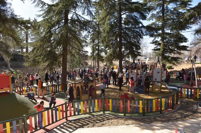 El Ayuntamiento de Boadilla concluye la remodelación del parque del Caño y su entorno