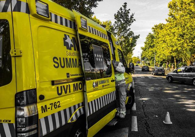 Herido de gravedad un albañil tras caerse desde una terraza en Las Rozas
