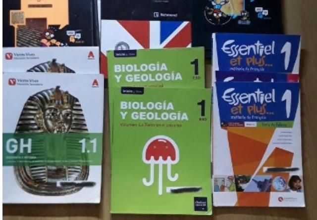 Los vecinos de Boadilla intercambian y regalan sus Libros de Texto