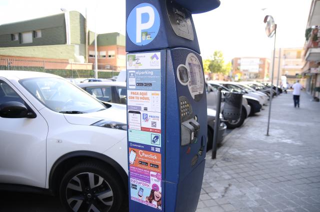 Boadilla suma tres nuevas aplicaciones para pagar los parquímetros desde dispositivos móviles