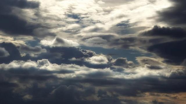 Cielos nubosos con probabilidad de lluvia en la jornada de hoy