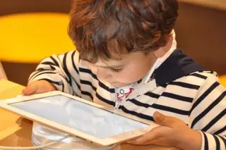¿Qué uso le da tu hijo/a a los dispositivos con acceso a internet?
