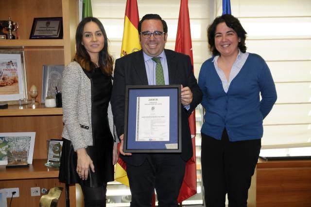 Aenor renueva la concesión del certificado de calidad a todos los servicios municipales