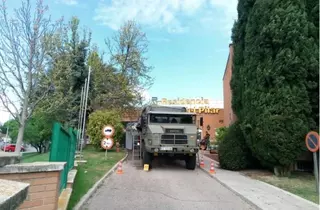 La UME está procediendo a la desinfección de las tres residencias de mayores que hay en Boadilla