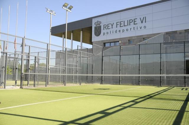 La próxima semana reabren las pistas de tenis y pádel municipales y se reactiva el alquiler de bicicletas eléctricas