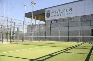 La próxima semana reabren las pistas de tenis y pádel municipales y se reactiva el alquiler de bicicletas eléctricas