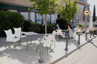 El Ayuntamiento permite a los hosteleros de forma excepcional ampliar sus terrazas