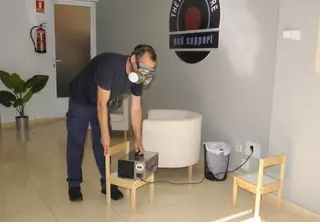 El Ayuntamiento está desinfectando con ozono 300 establecimientos del municipio