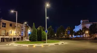 Mejora del alumbrado de la glorieta de la calle Mártires