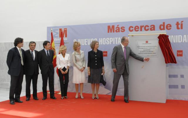 SS.MM. Los Reyes inauguran el hospital Puerta de Hierro que prestará servicio a la zona noroeste
