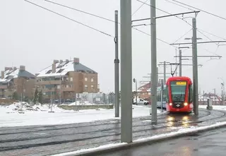 Autobuses urbanos, interurbanos, Metro Ligero... transporte público tras la nevada en Boadilla