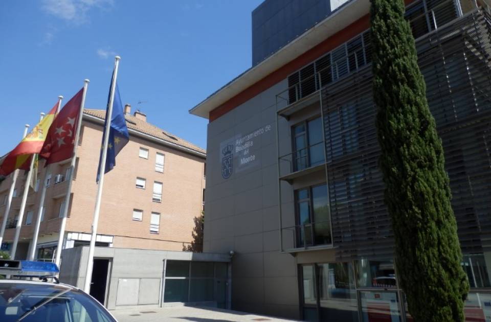 El PSOE de Boadilla propone la creación de una Unidad de Extranjería y Documentación