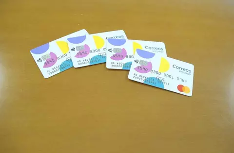El Ayuntamiento pone en marcha una tarjeta prepago para cubrir necesidades básicas de alimentación e higiene
