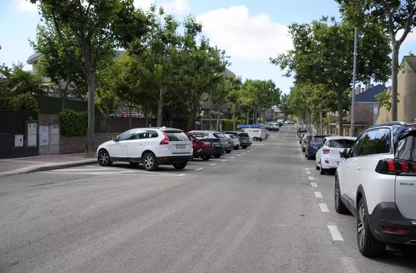 La calle Blas Cabrera suma 27 plazas más de aparcamiento