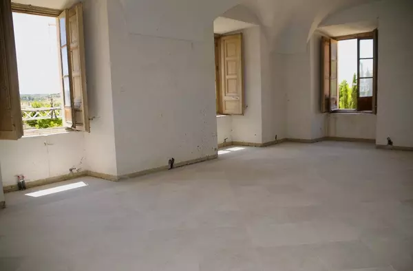 Nuevo solado de piedra caliza en las estancias contiguas a la capilla del Palacio del Infante D. Luis de Boadilla