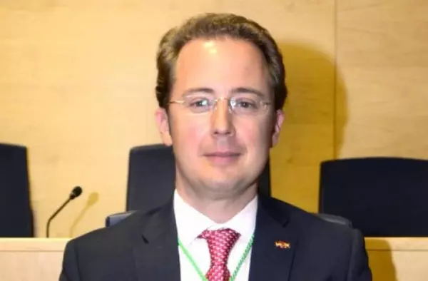Vox Boadilla critica el incremento del gasto en salarios de los políticos de la localidad