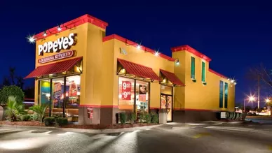 La cadena norteamericana de pollo frito Popeyes llega a Boadilla del Monte