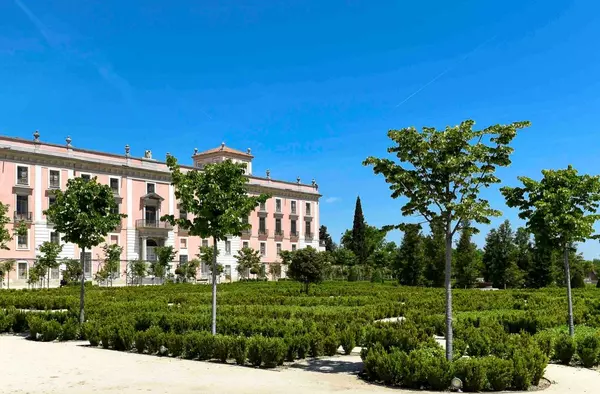 La radio llega a los jardines de Palacio con un programa en directo de El Respeto de Pablo Fuente