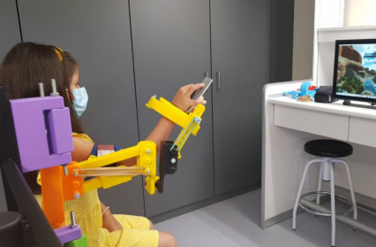 Experimentar con el color o la rehabilitación robótica,  entre las actividades de "La noche de los Investigadores" en Boadilla