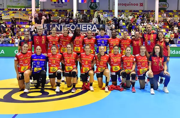 El Torneo Internacional de Balonmano Femenino se celebra en Boadilla