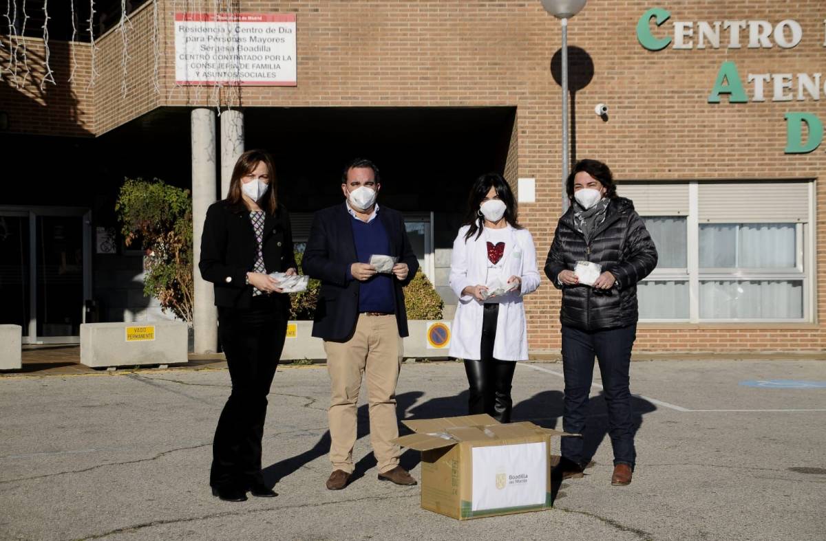 Se abre el plazo para que vecinos y comercios de Boadilla registren las incidencias en el reparto de mascarillas