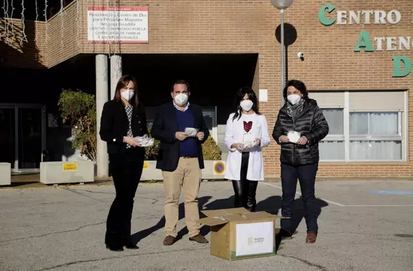 Se abre el plazo para que vecinos y comercios de Boadilla registren las incidencias en el reparto de mascarillas