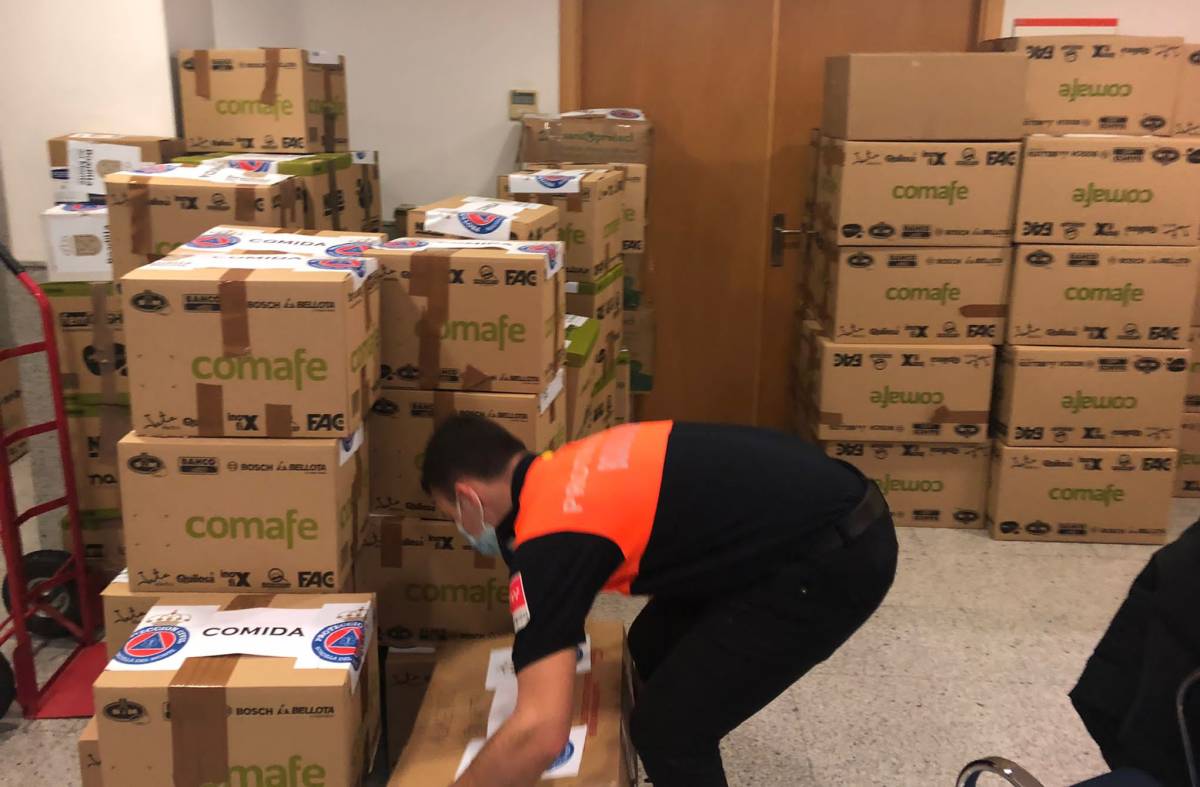 Un autobús parte de Boadilla hacia la frontera de Ucrania para traer a 40 refugiados y llevar material