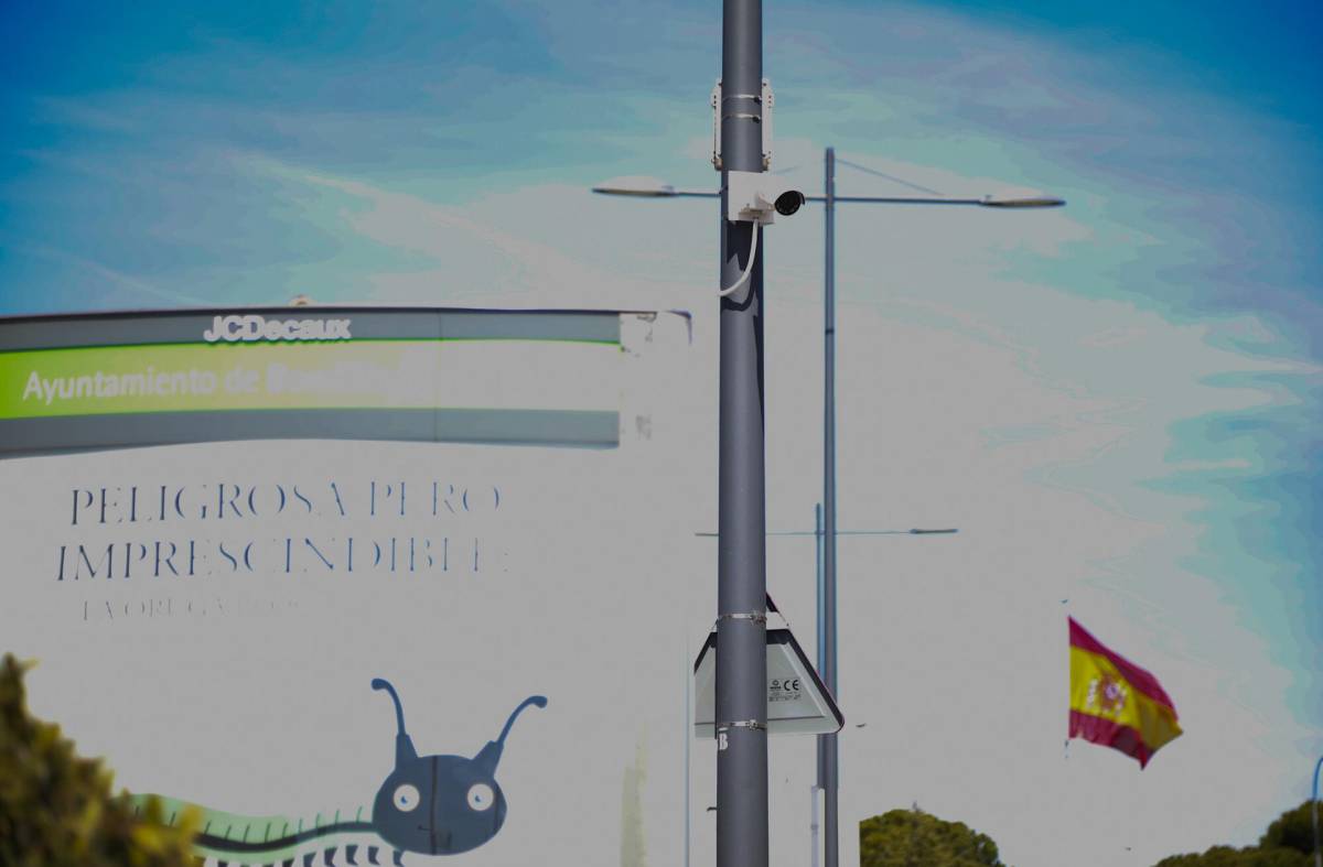 Boadilla instala un sistema de lectura de matrículas de vehículos para medir partículas contaminantes 