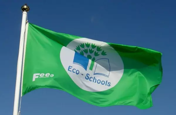 Las banderas verdes de las 'Ecoescuelas' seguirán ondeando en Boadilla 