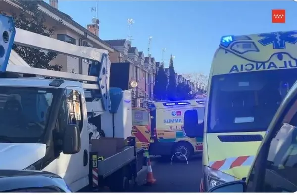 Fallece un trabajador en Boadilla al caer desde una altura de siete metros en una vivienda unifamiliar