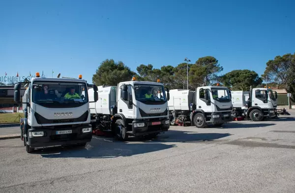 Boadilla cuenta con cuatro barredoras nuevas para la limpieza de las urbanizaciones históricas