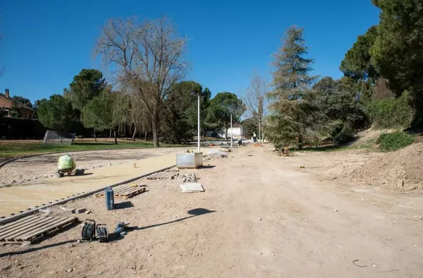En marcha la remodelación del parque Isla de la Toja, en la urbanización Valdepastores