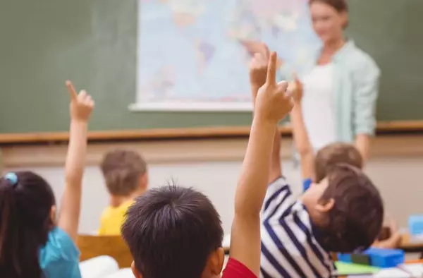 La Comunidad de Madrid anuncia horarios escolares adaptados en olas de calor