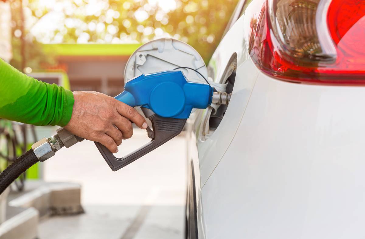 Estas son las gasolineras más baratas de Boadilla para repostar en la primera 'Operación Salida' del verano