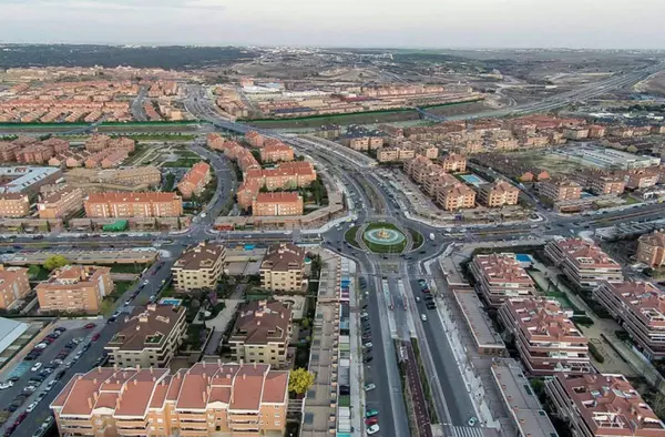 ¿Cómo denunciar posibles usos anómalos del espacio aéreo de Boadilla? El Ayuntamiento informa