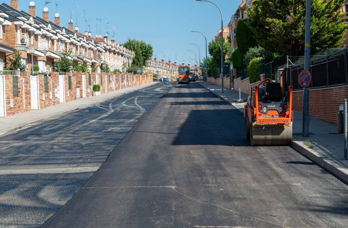 Boadilla arranca la Operación Asfalto 2024 que cubrirá más de 50.000 m2 de superficie