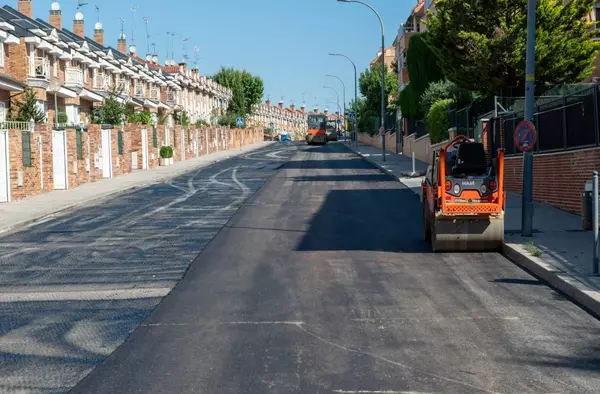 Boadilla arranca la Operación Asfalto 2024 que cubrirá más de 50.000 m2 de superficie