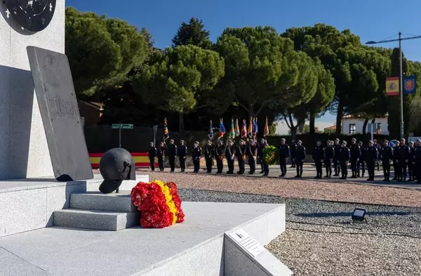 Boadilla inaugura una rotonda en homenaje a las Unidades de Intervención Policial